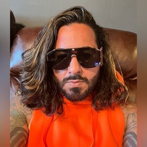 Meet your Posher, Alex